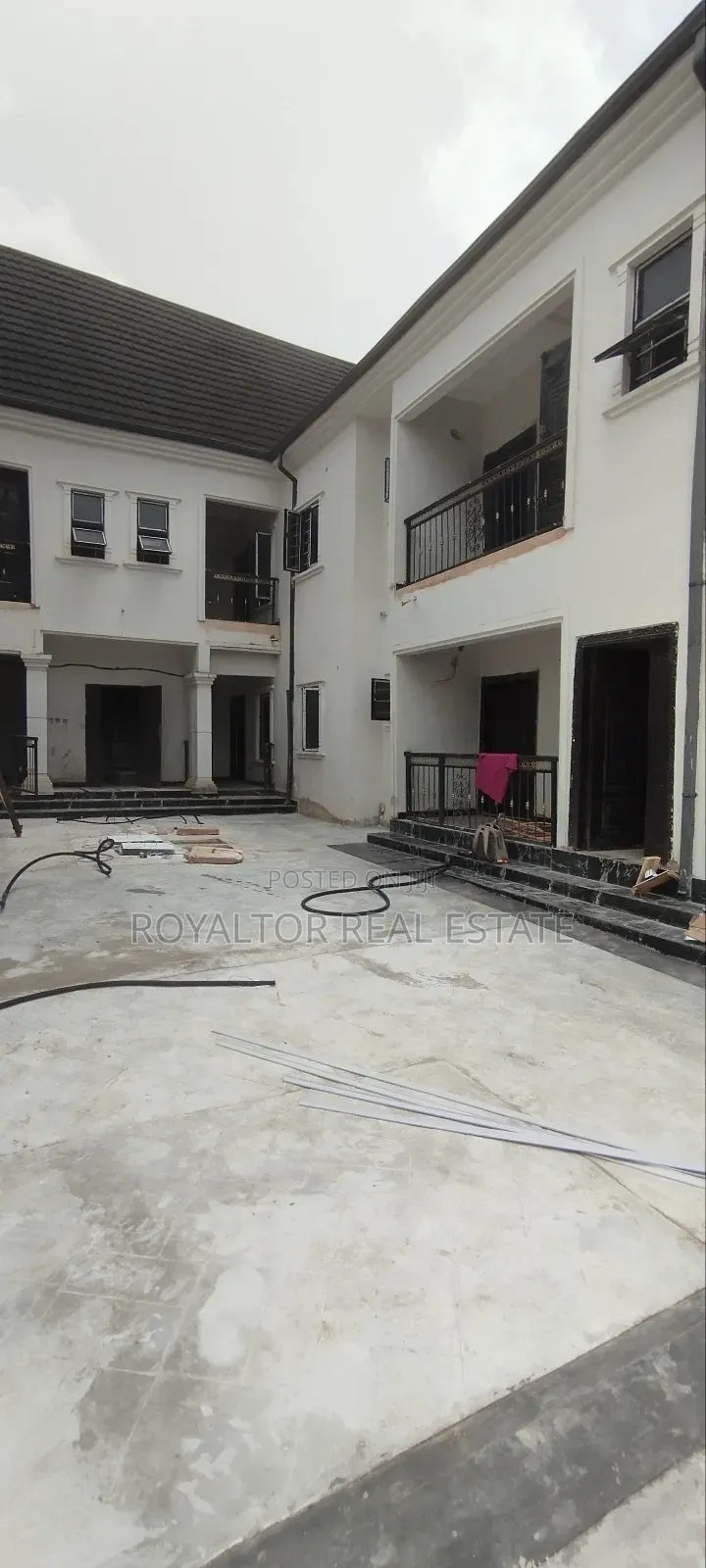 2bdrm Apartment in Royaltor Real Estate, Benin City for sale in Benin City