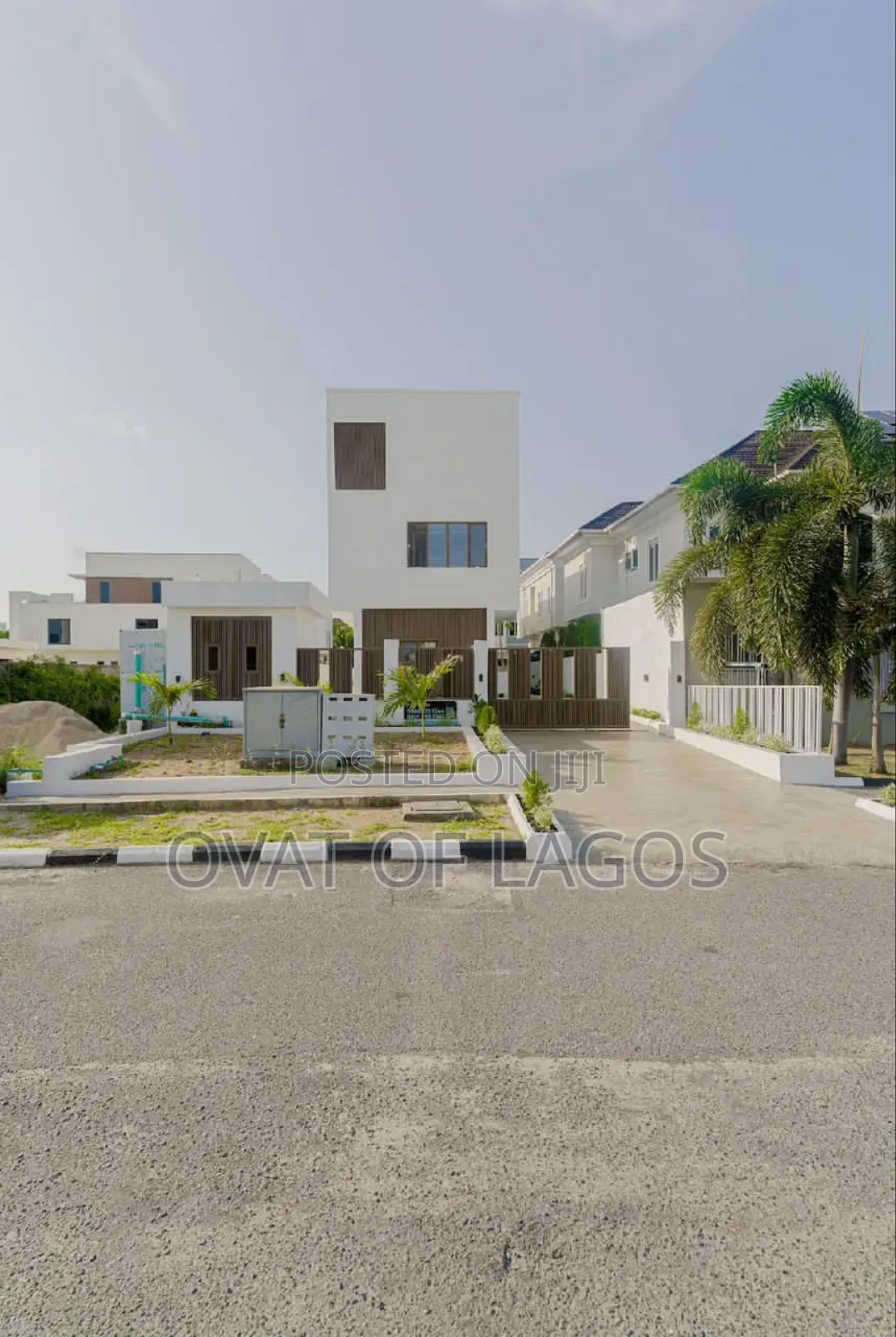 4bdrm Duplex in Pinnock Beach, Lekki Phase 1 for sale in Lekki Phase 1