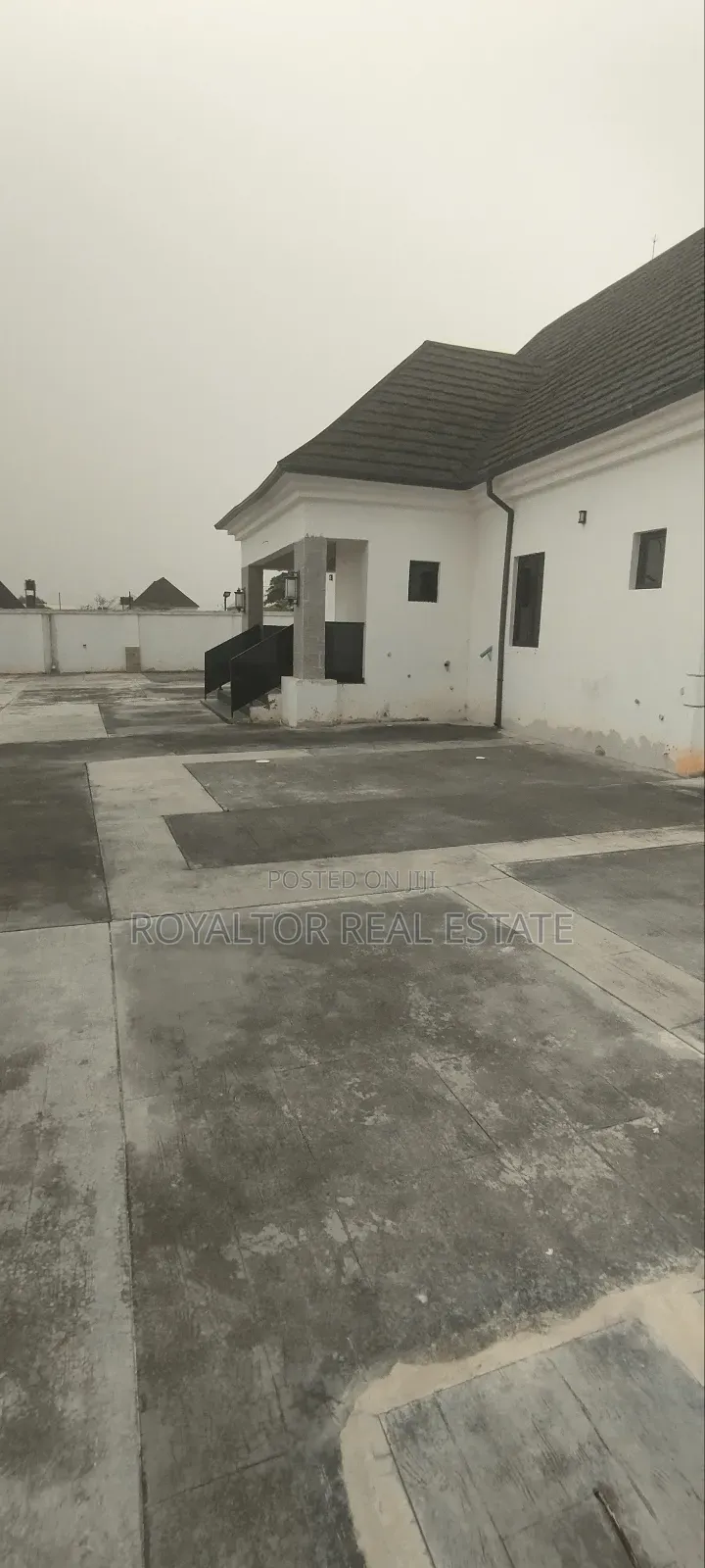 4bdrm Bungalow in Royaltor Real Estate, Benin City for sale in Benin City