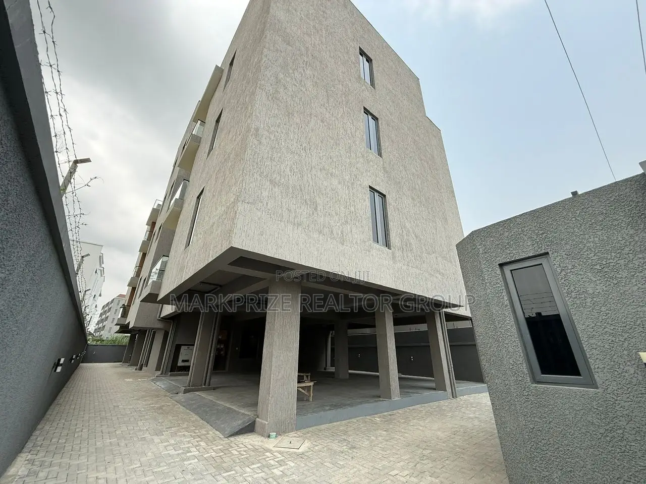 2bdrm Apartment in Ikate Lekki Lagos for sale in Ikate