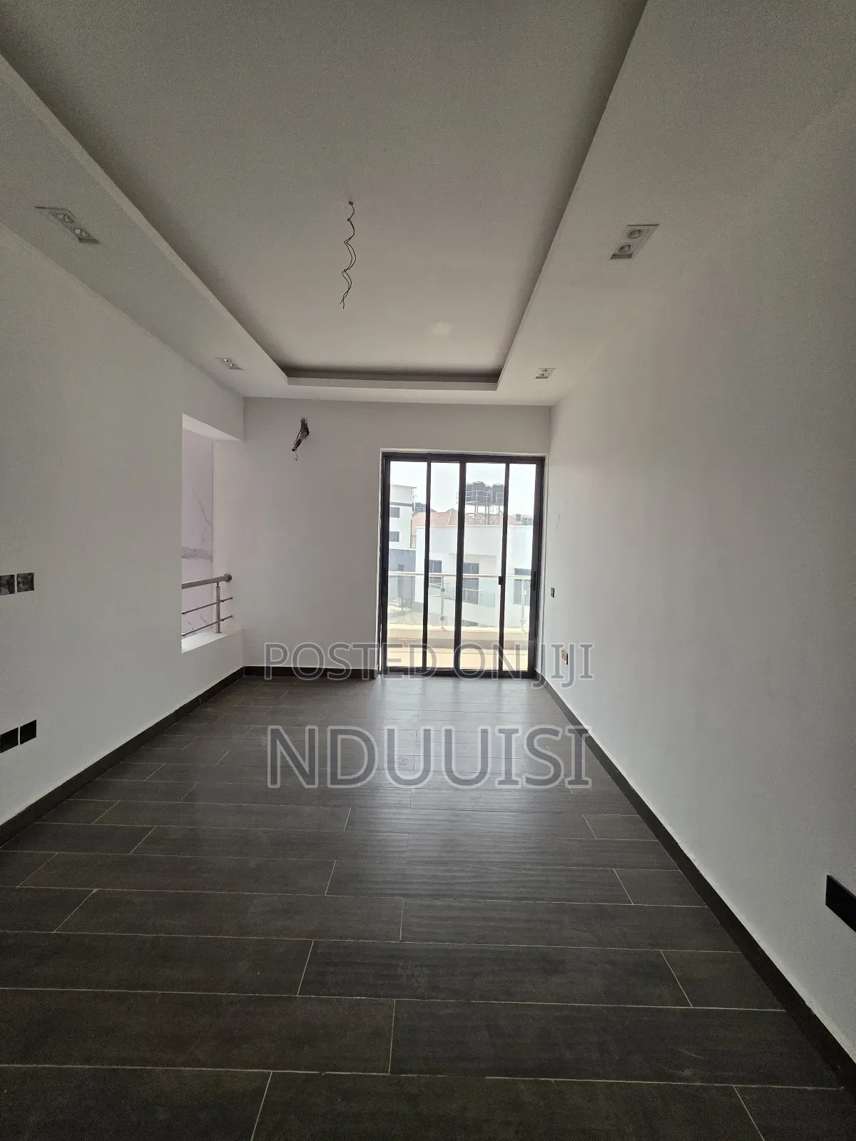 20bdrm Townhouse/Terrace in Guzape District for sale in Guzape District