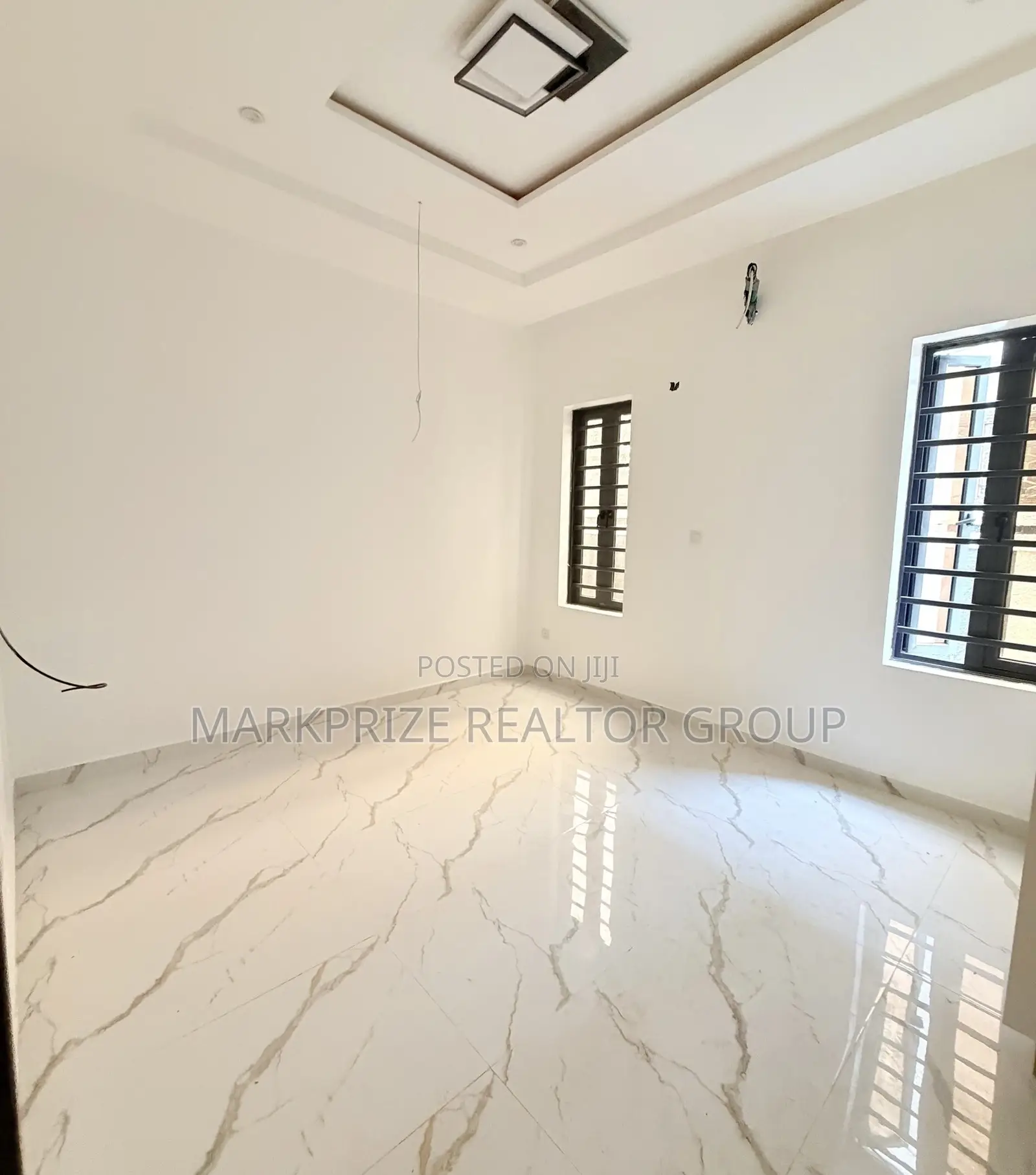 5bdrm Duplex in Omole Phase 1 Lagos for sale in Omole Phase 1