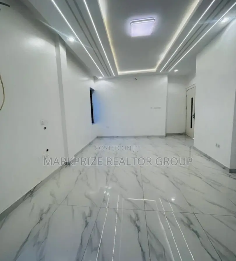 5bdrm Duplex in Ojodu Berger Lagos for sale in Ojodu