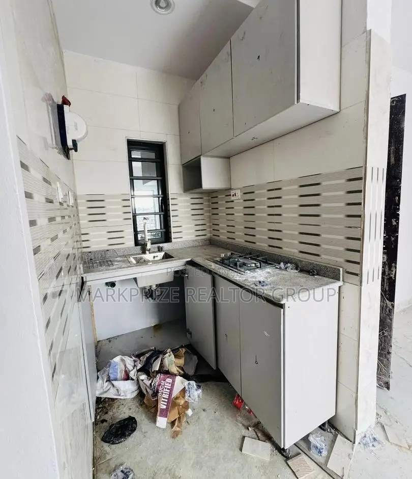 2bdrm Apartment in Oregun Ikeja Lagos for sale in Oregun