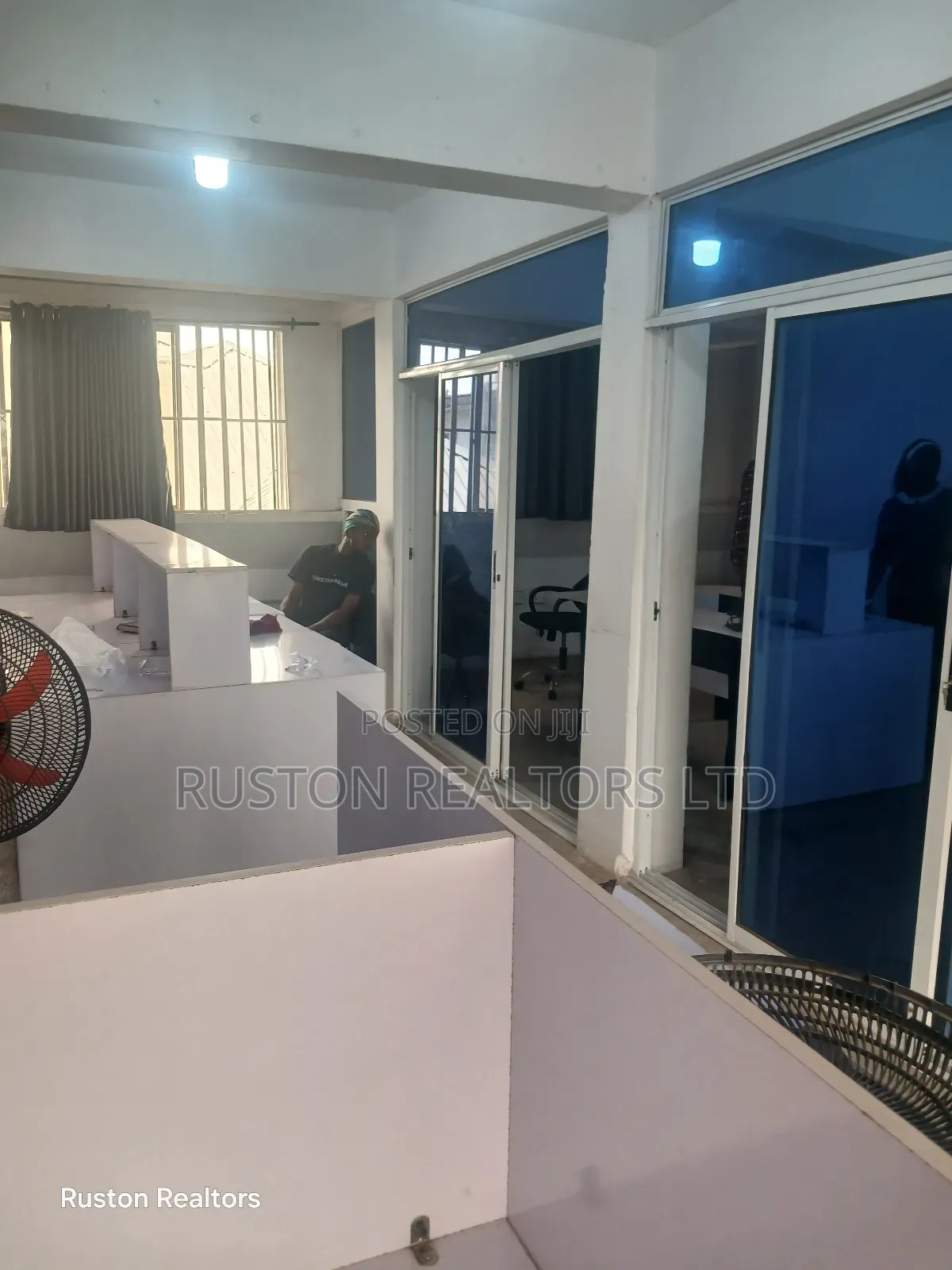 Corporate Office Space in Dugbe (Onireke)