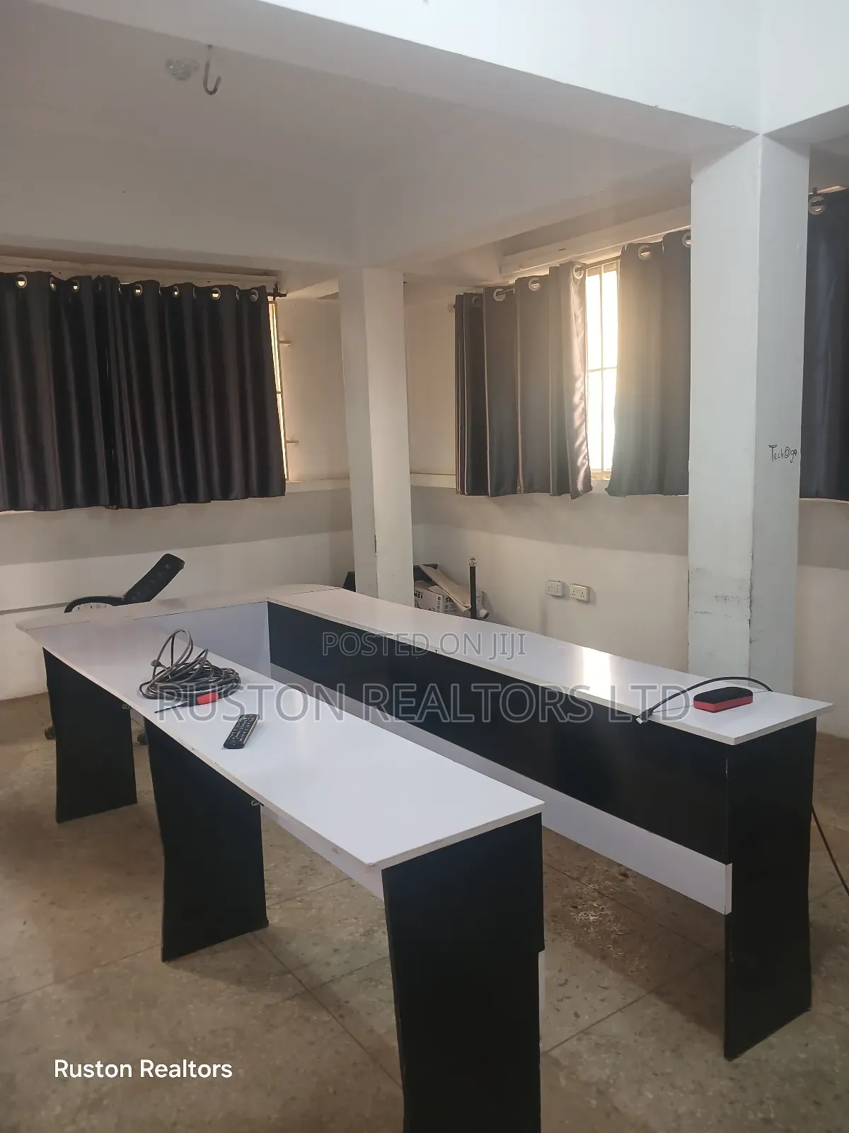 Corporate Office Space in Dugbe (Onireke)