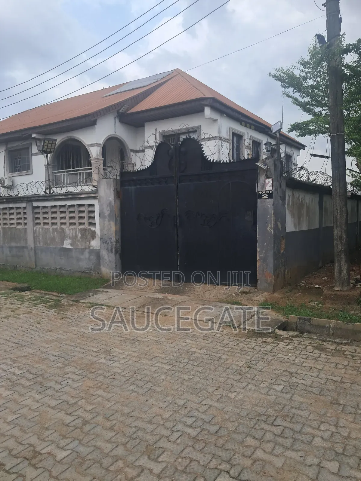 4bdrm Duplex in Fha Estate Satellite for sale in Satellite Town
