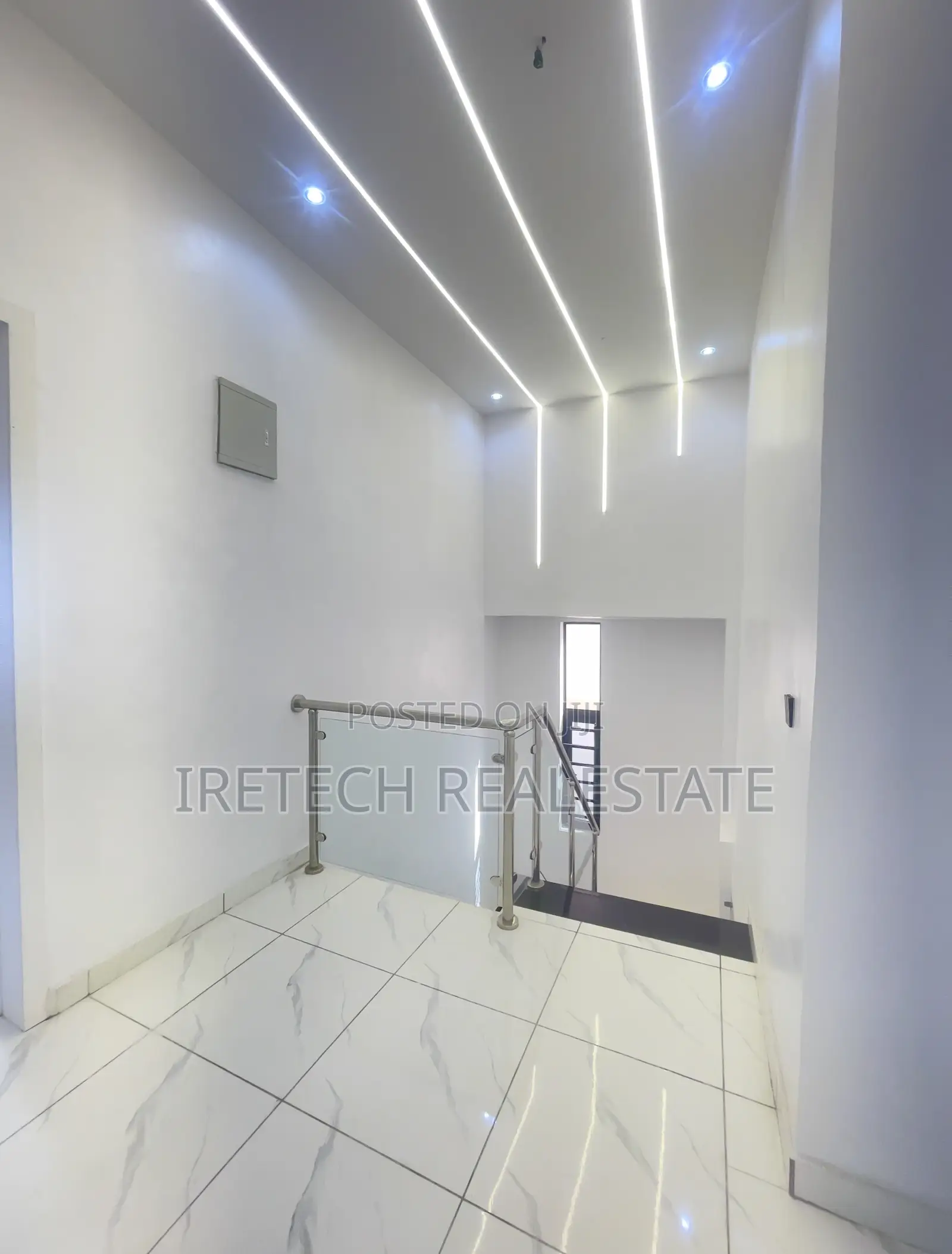 4bdrm Duplex in In A Secured Estate, Off Lekki-Epe Expressway for sale in Off Lekki-Epe Expressway