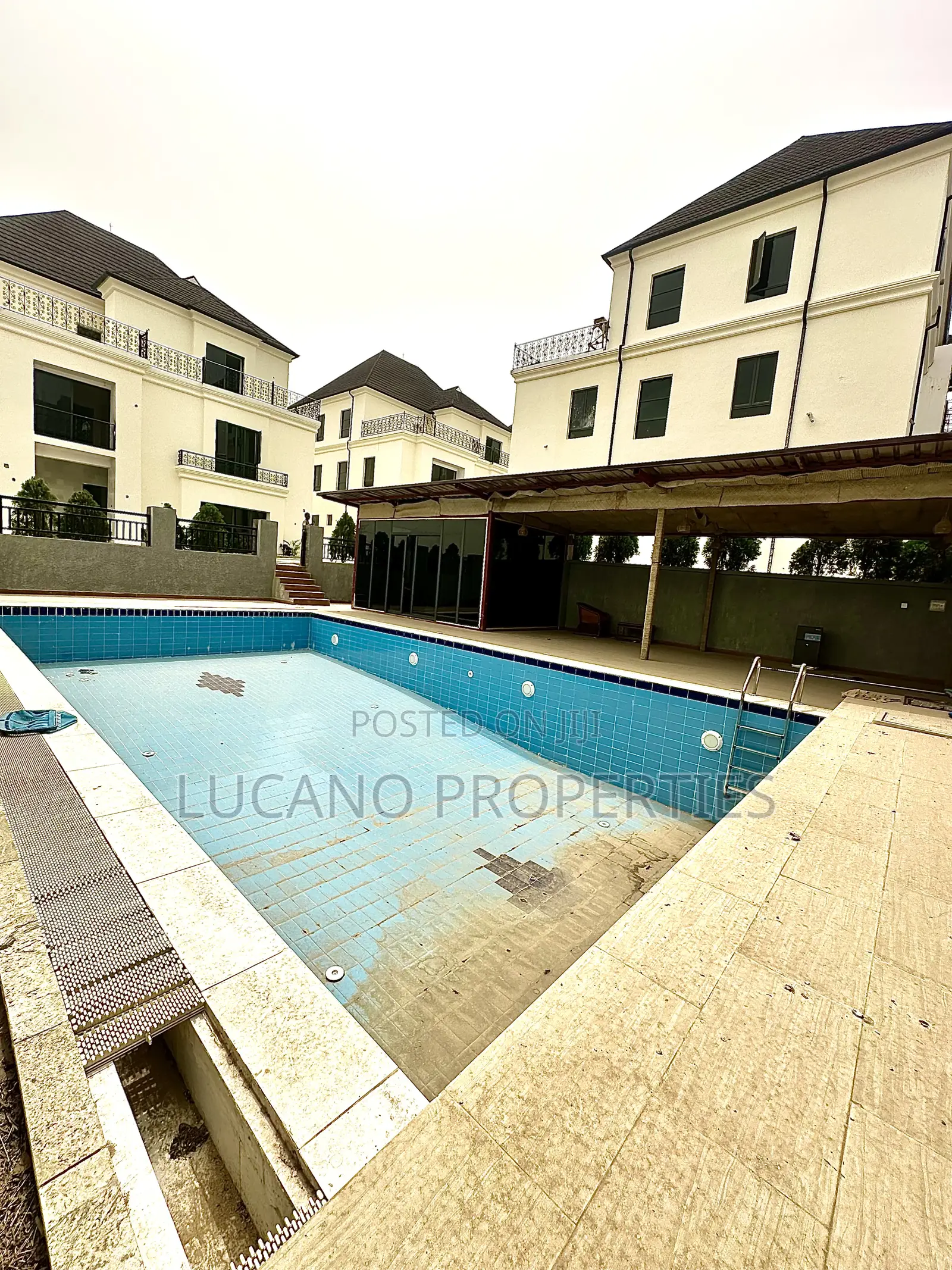 6bdrm Duplex in Katampe Extension for sale in Katampe Extension