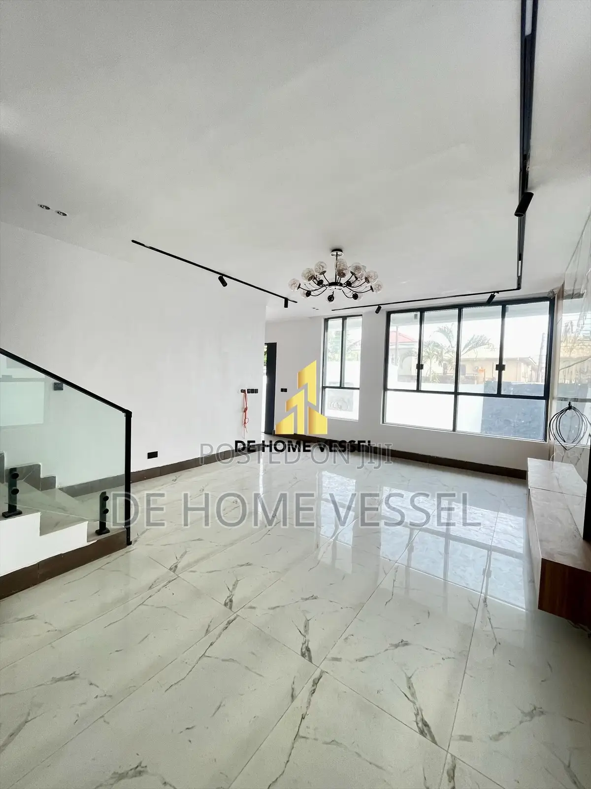 5bdrm Duplex in Lekki for sale in Lekki
