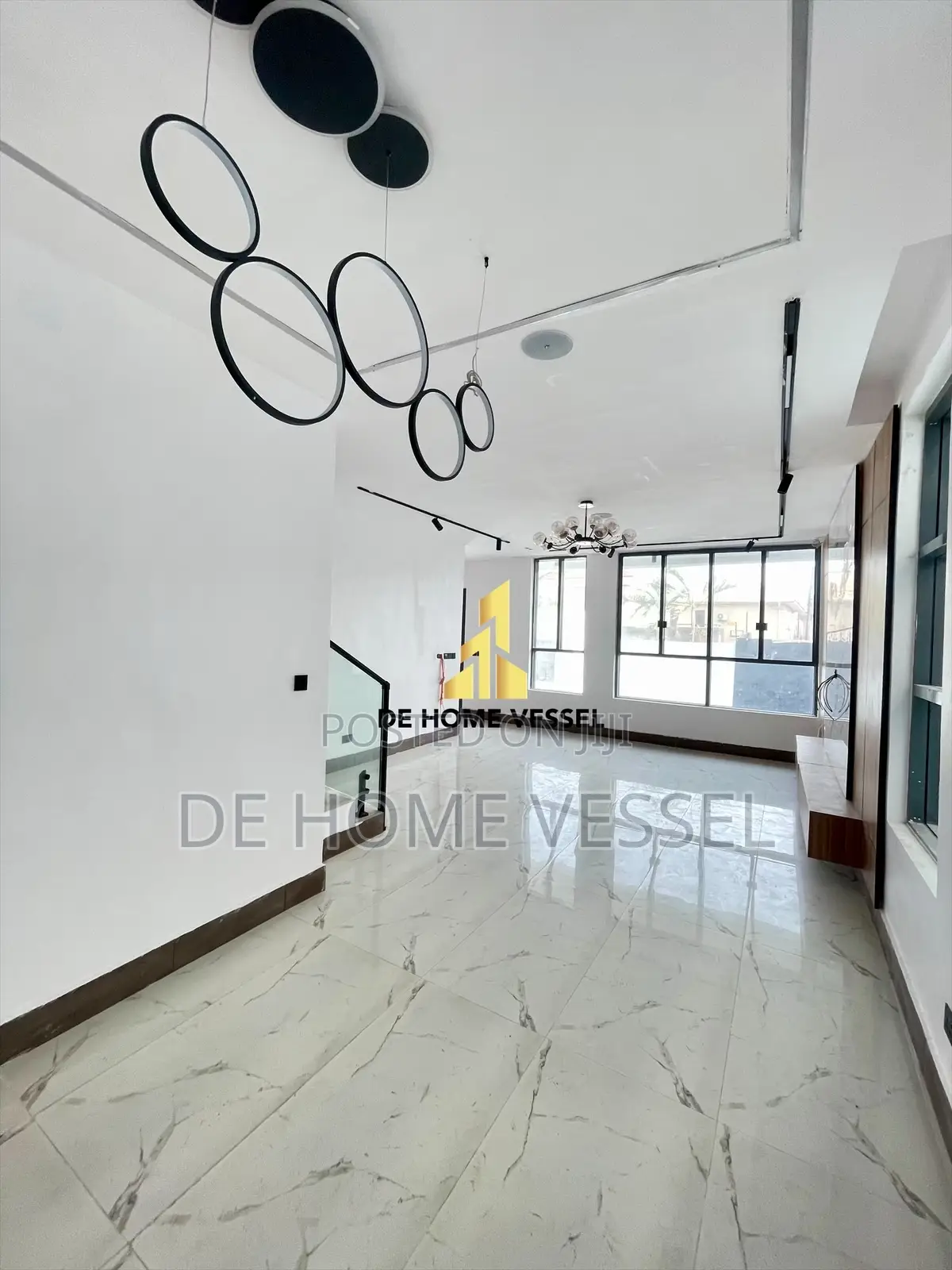 5bdrm Duplex in Lekki for sale in Lekki
