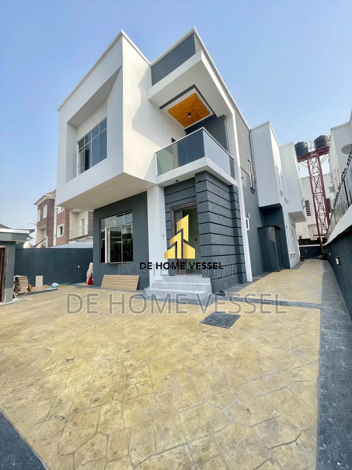 5bdrm Duplex in Lekki for sale in Lekki