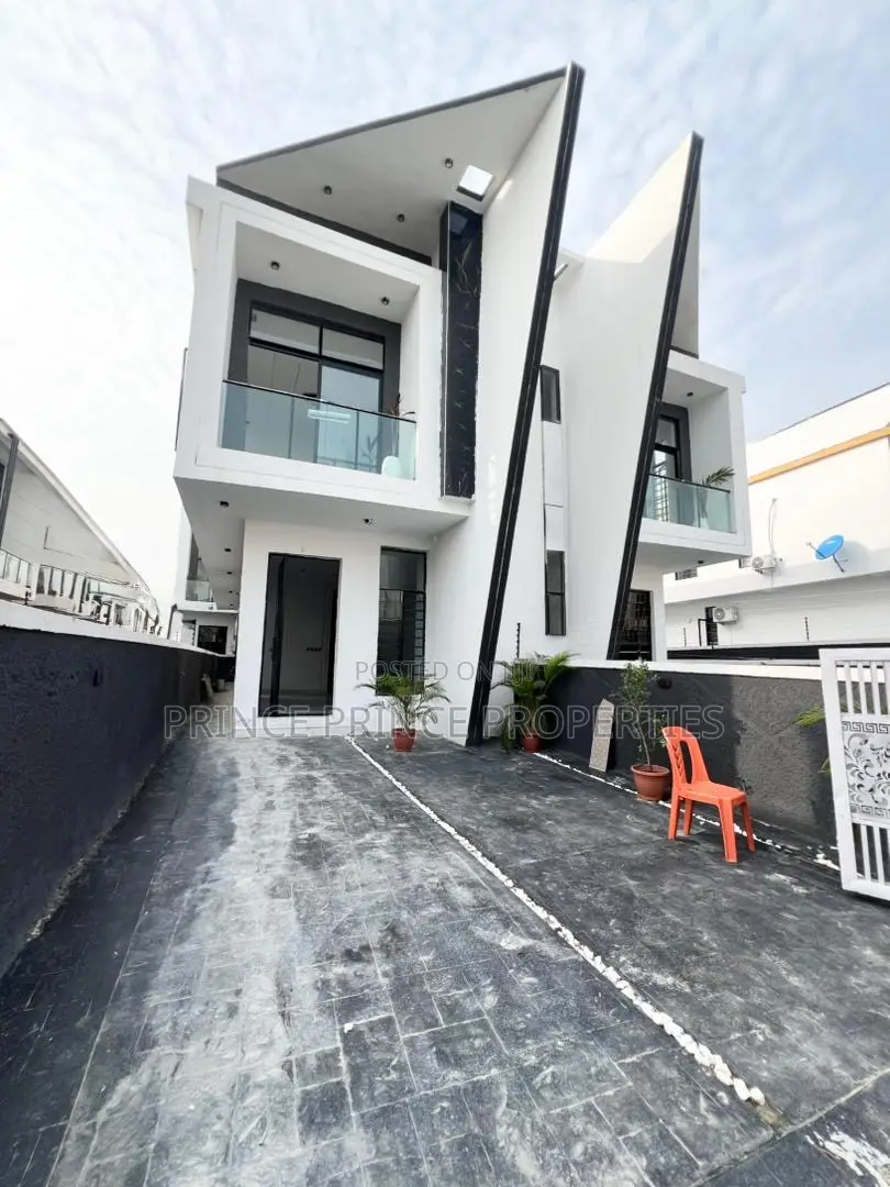 Furnished 5bdrm Duplex in Ikota Lekki for sale in Lekki