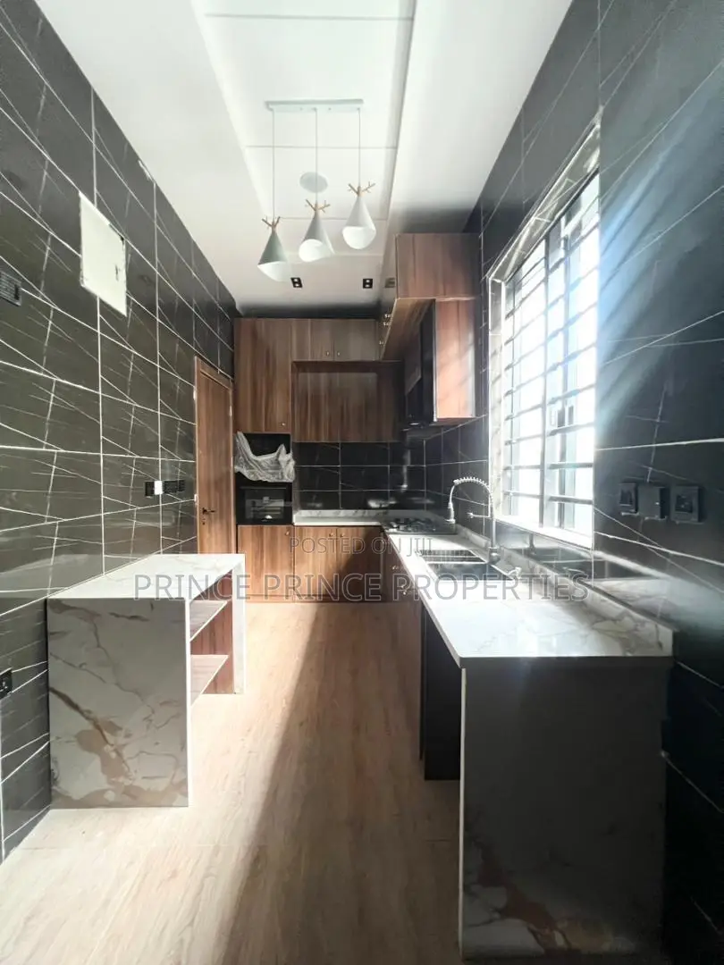 Furnished 5bdrm Duplex in Ikota Lekki for sale in Lekki