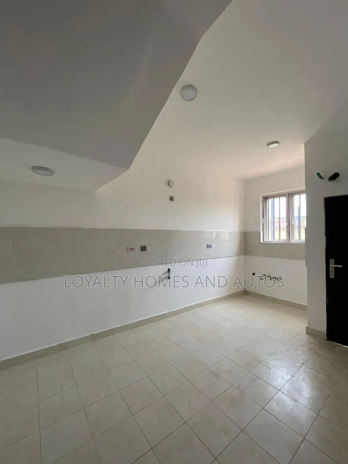 4bdrm Duplex in Ogudu GRA for sale in Ogudu GRA