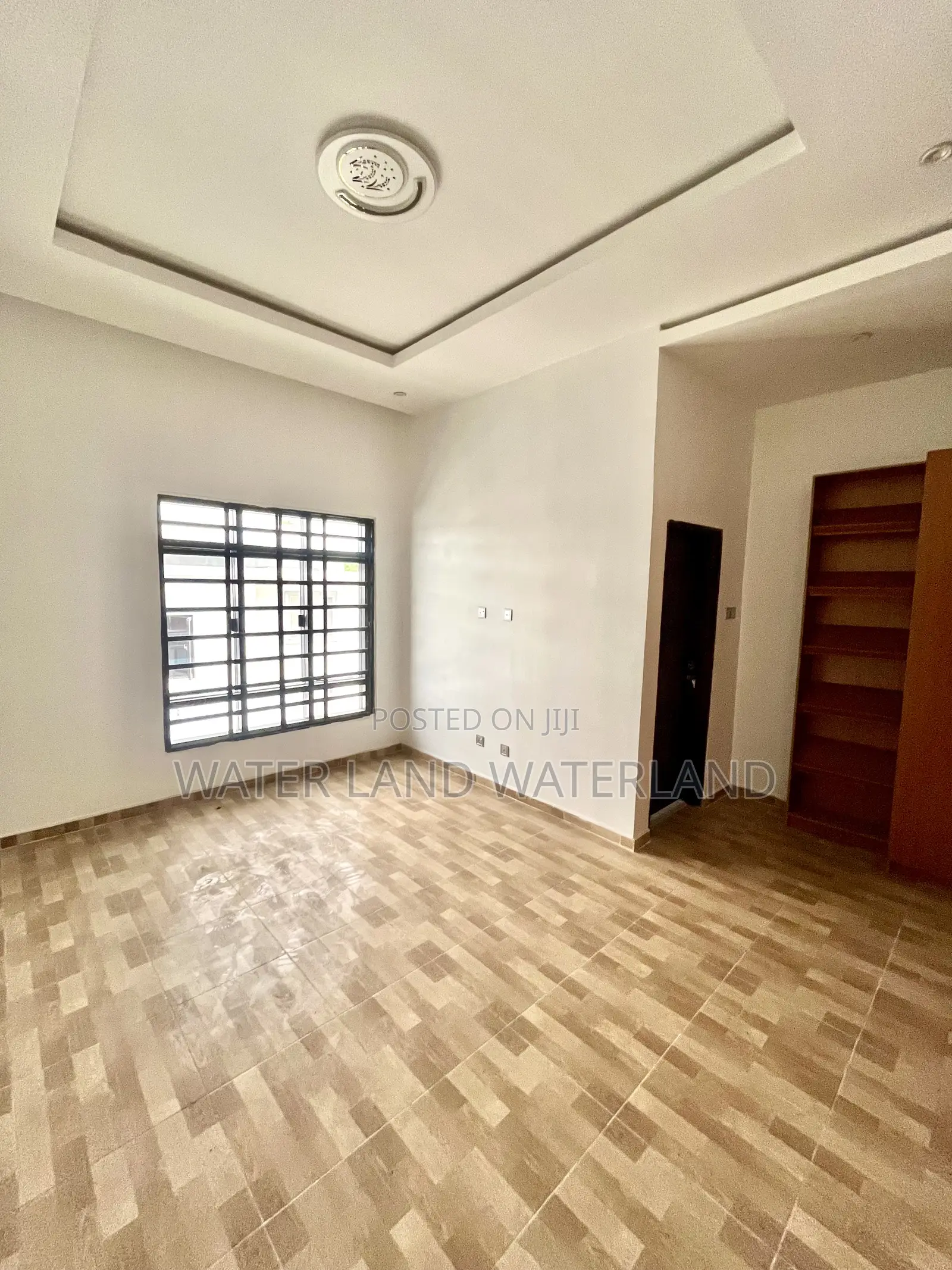 5bdrm Duplex in Lekki Phase 2 for sale in Lekki Phase 2