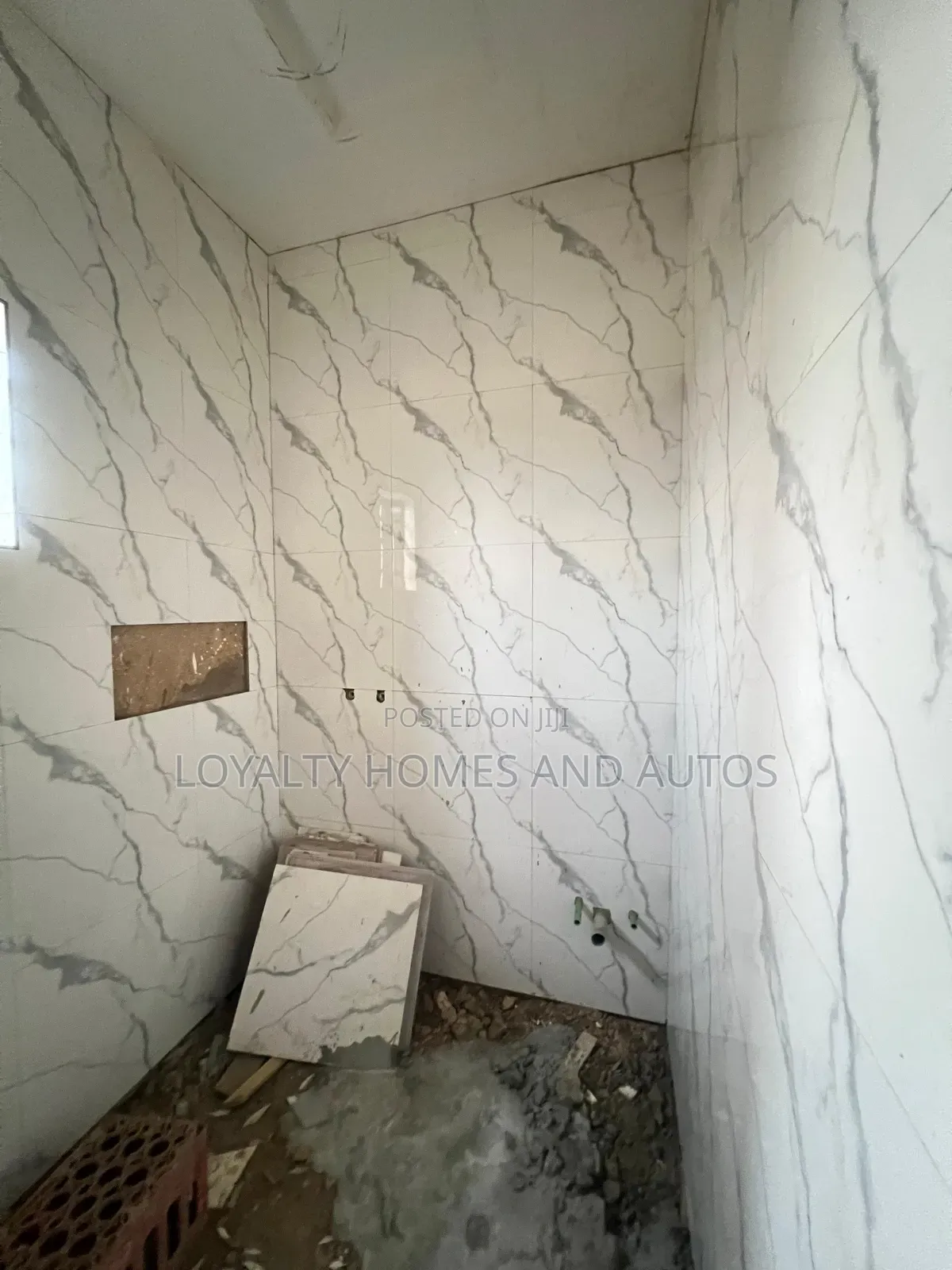 5bdrm Duplex in GRA Phase 1 for sale in GRA Phase 1