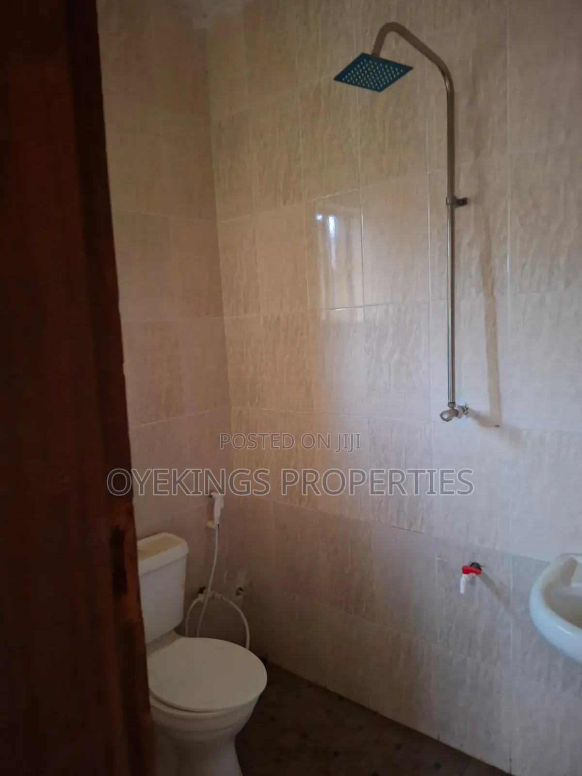 3bdrm Block of Flats in Elebu Oja, Akala Express for rent in Akala Express