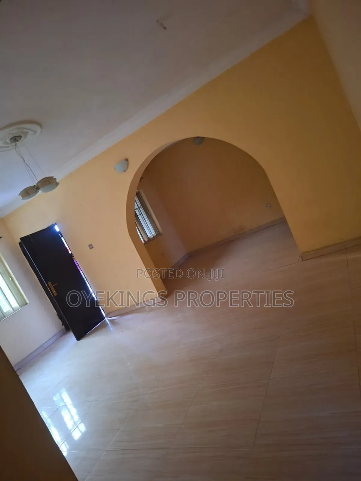 3bdrm Block of Flats in Elebu Oja, Akala Express for rent in Akala Express