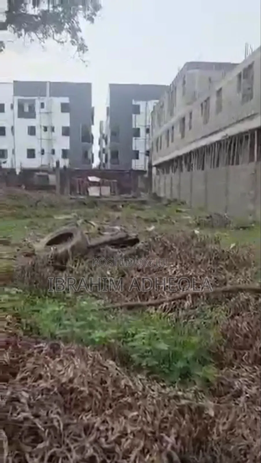 An Empty Land Measuring 1000sqm (17.98m by 61m), in a Lovely Locatio in Ikeja GRA