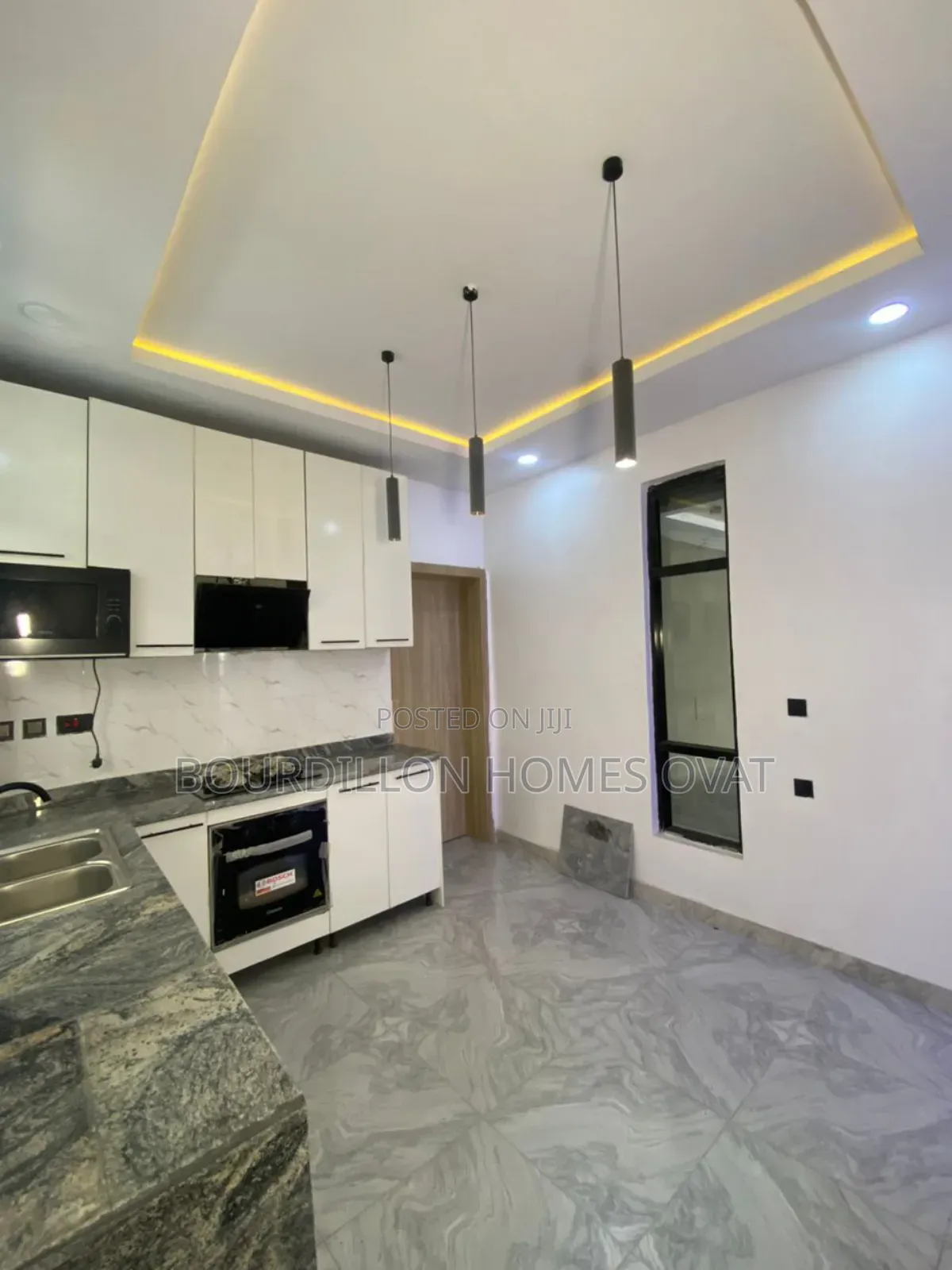 Furnished 2bdrm Apartment in Ikota Villa Estate for sale in Ikota