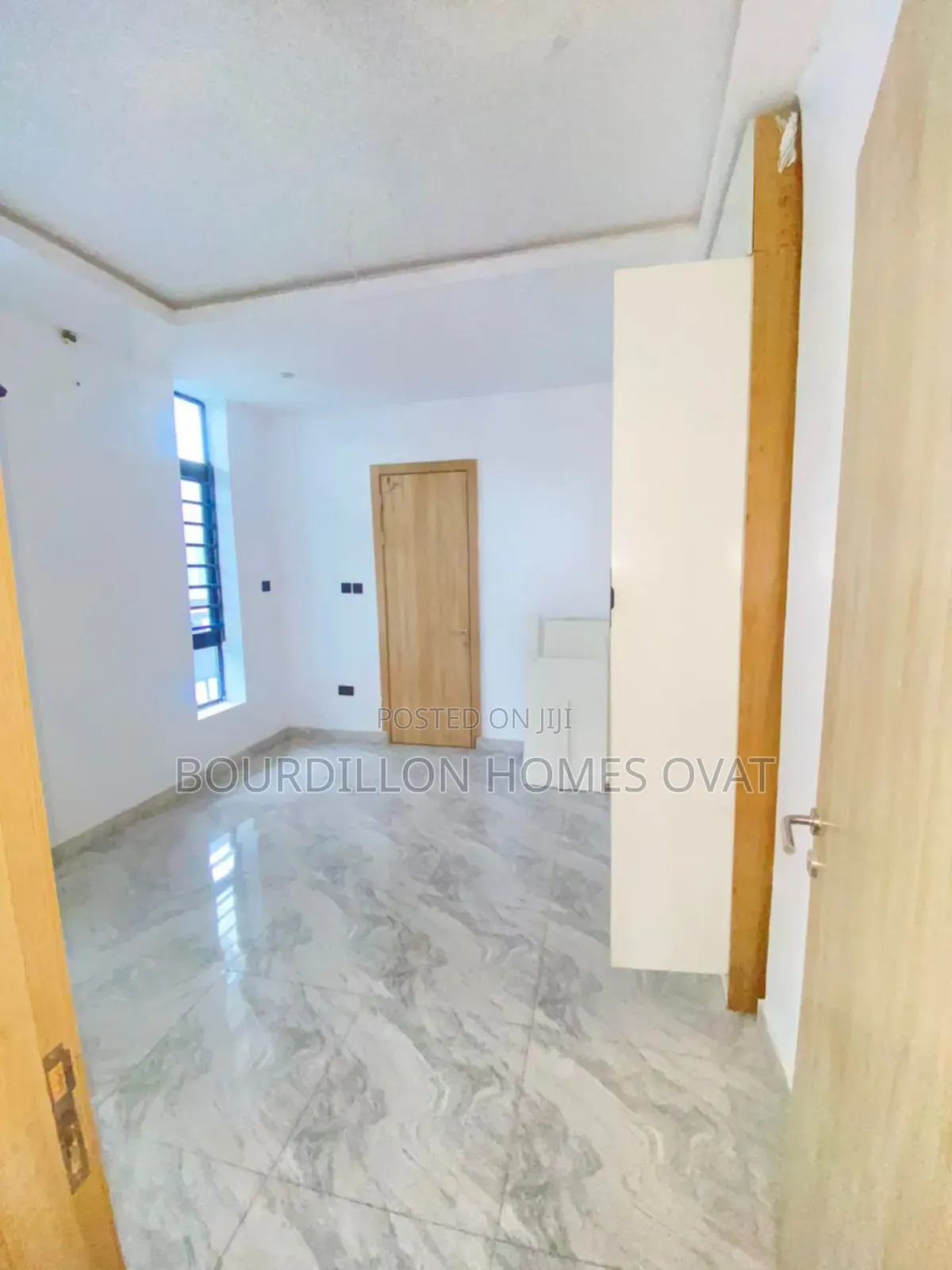 Furnished 2bdrm Apartment in Ikota Villa Estate for sale in Ikota