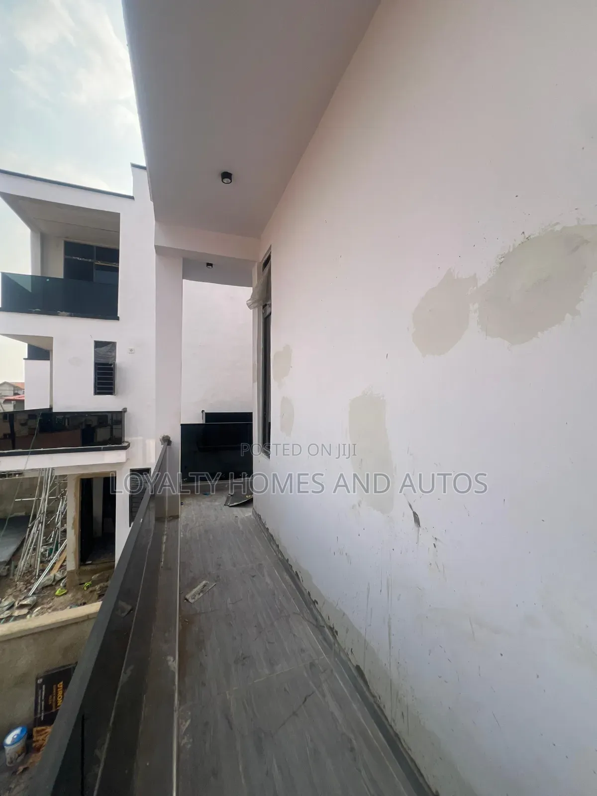 5bdrm House in Omole Phase 1 for sale in Omole Phase 1