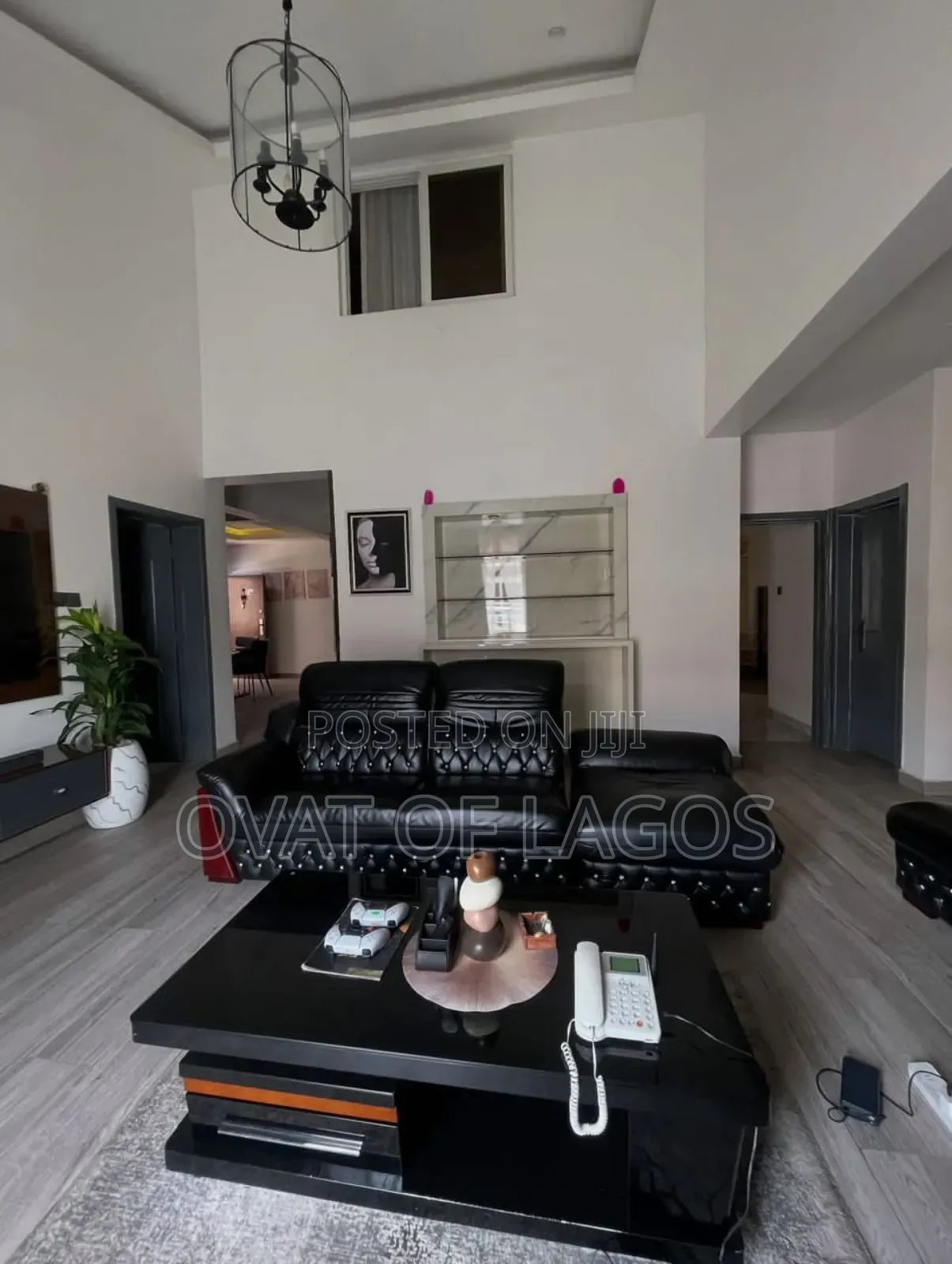 Furnished 3bdrm Penthouse in Osapa London for sale in Osapa london