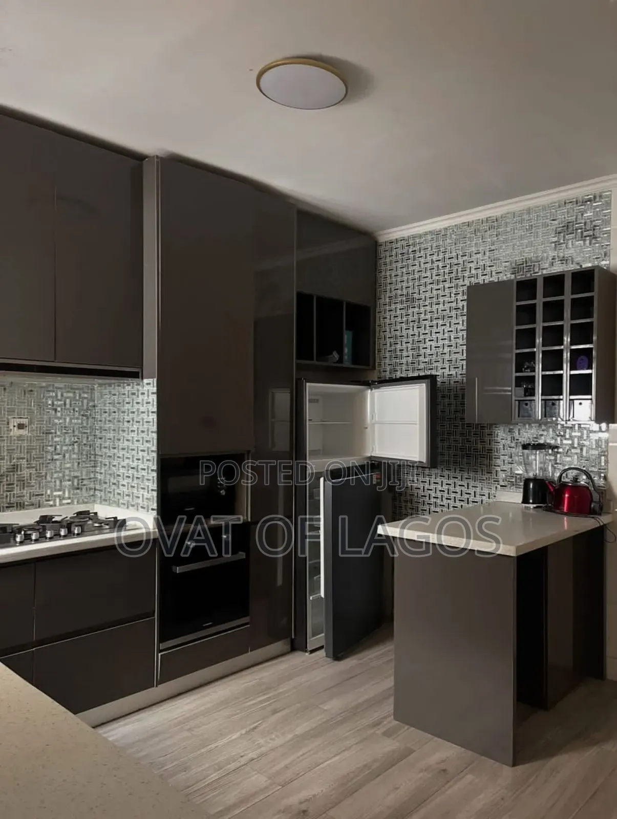 Furnished 3bdrm Penthouse in Osapa London for sale in Osapa london