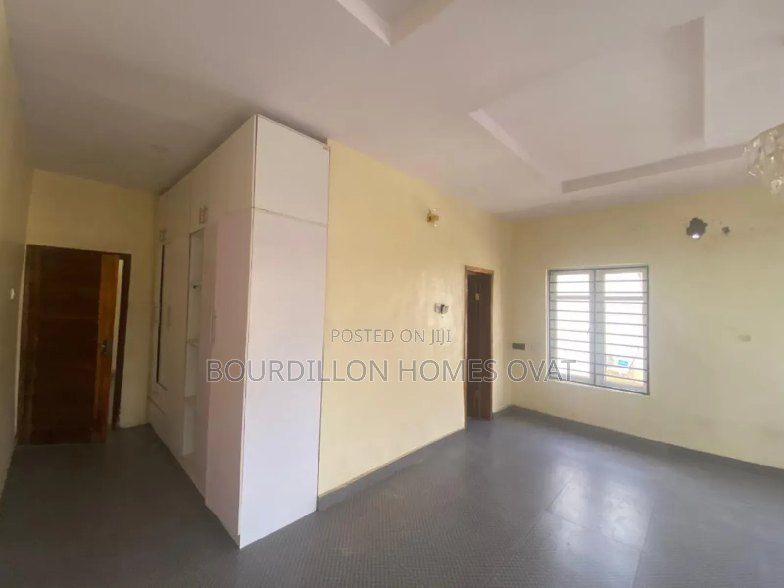 5bdrm Duplex in Ikota Villa Estate for rent in Ikota
