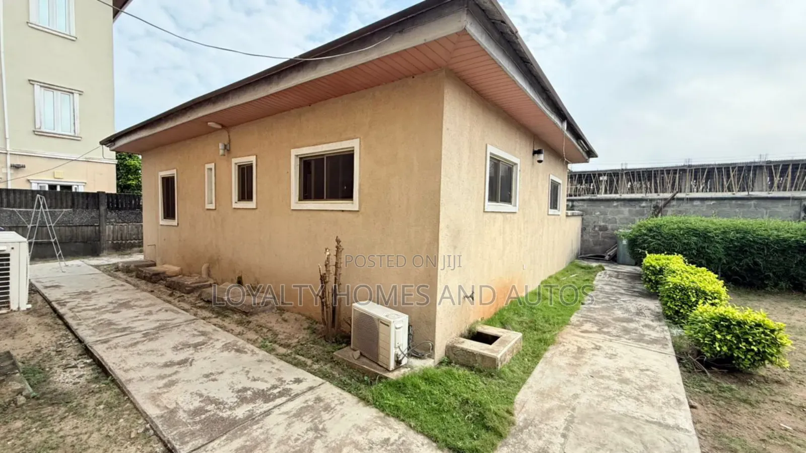 5bdrm House in Nicon Town for sale in Nicon Town