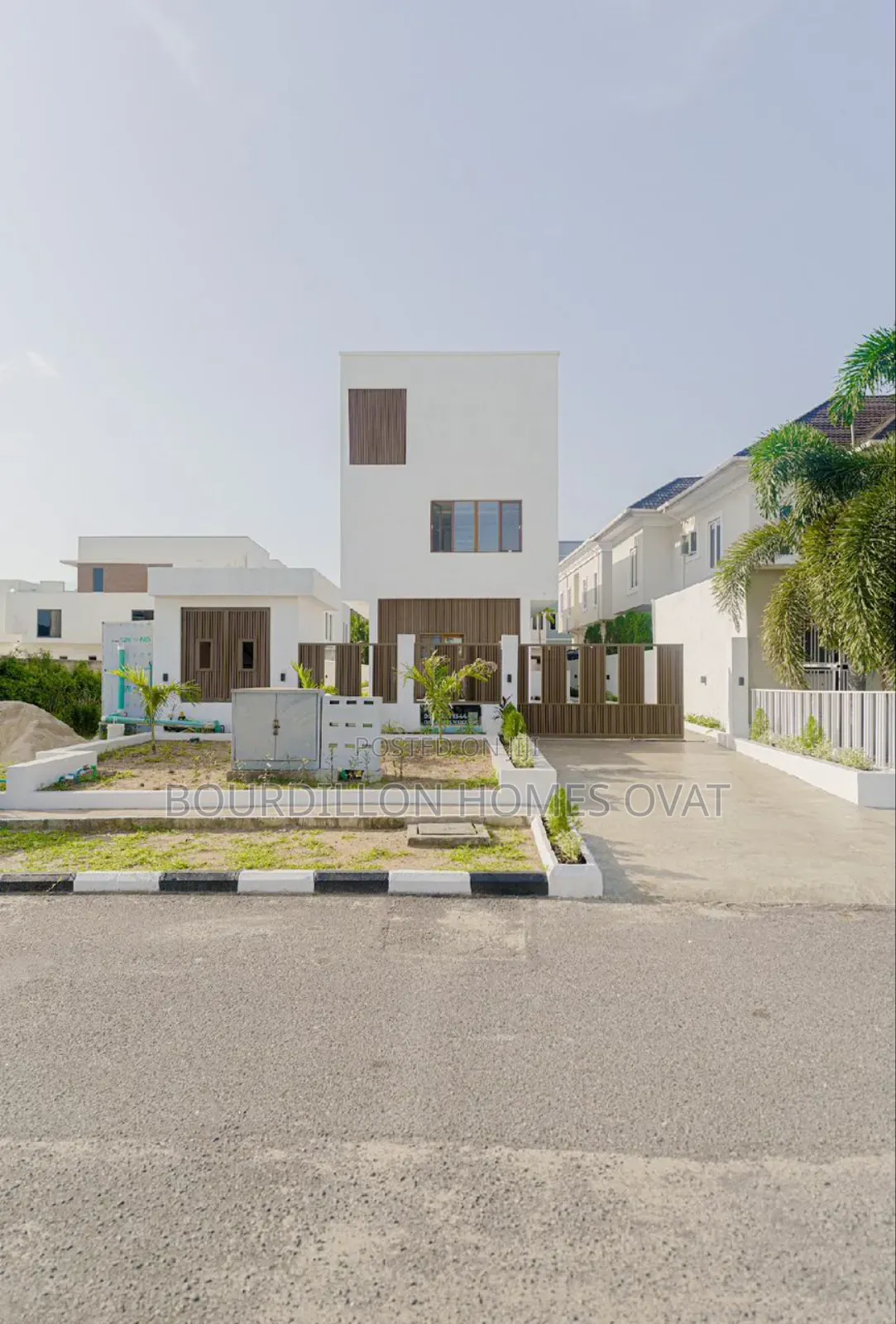 4bdrm Duplex in Pinnock Beach Estate for sale in Lekki