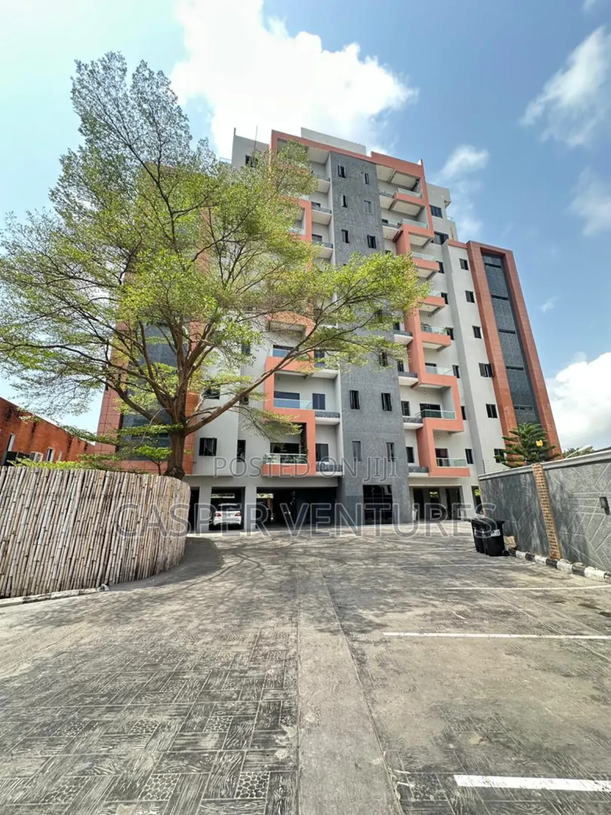 3bdrm Apartment in Kofo Abayomi for sale in Kofo Abayomi