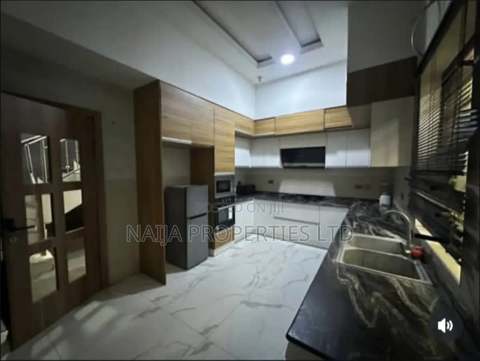 4bdrm Duplex in Salem-Ikate, Lekki for rent in Lekki