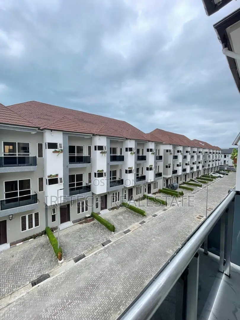 4bdrm Townhouse/Terrace in Ikate for sale in Ikate