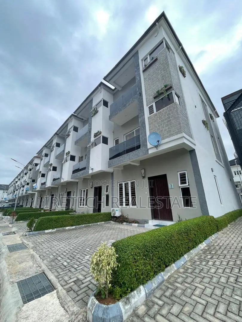 4bdrm Townhouse/Terrace in Ikate for sale in Ikate