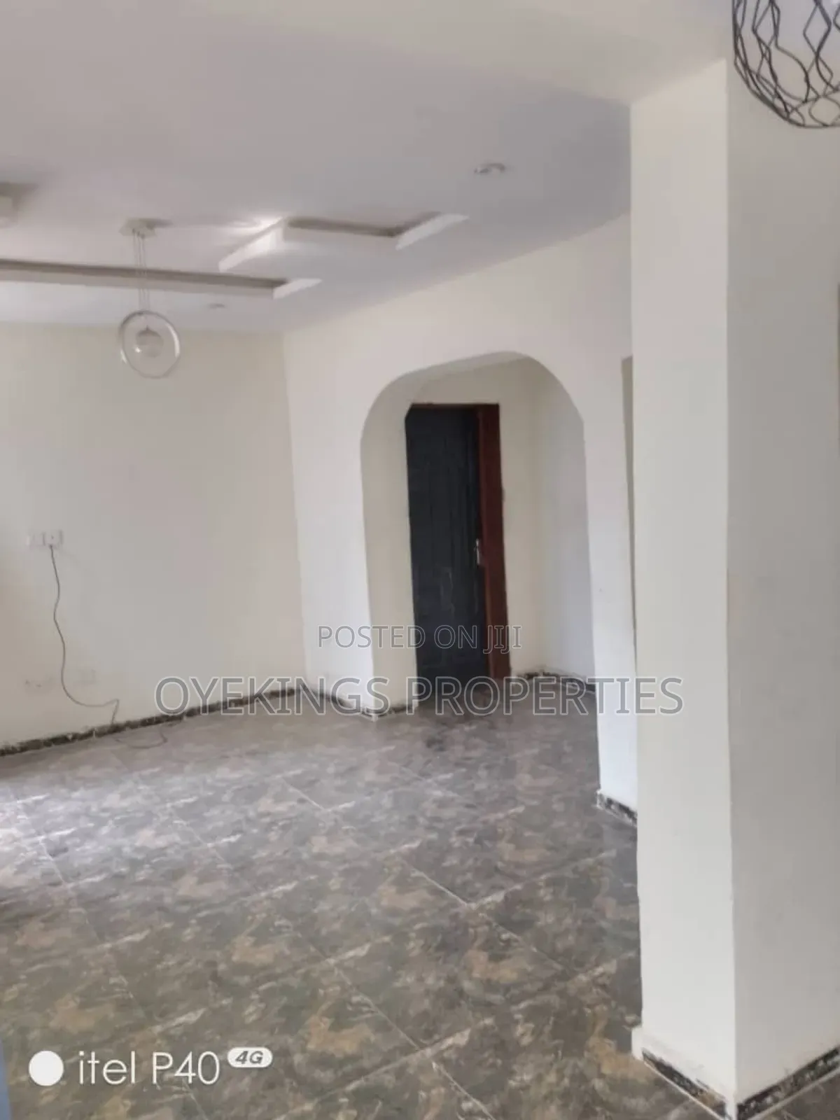 4bdrm Bungalow in Fele House, Akala Express for sale in Akala Express