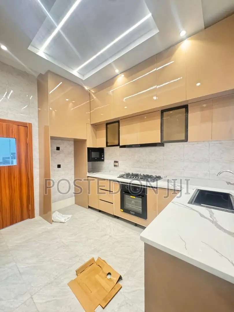 4bdrm Duplex in Orchid, Lekki Phase 2 for sale in Lekki Phase 2