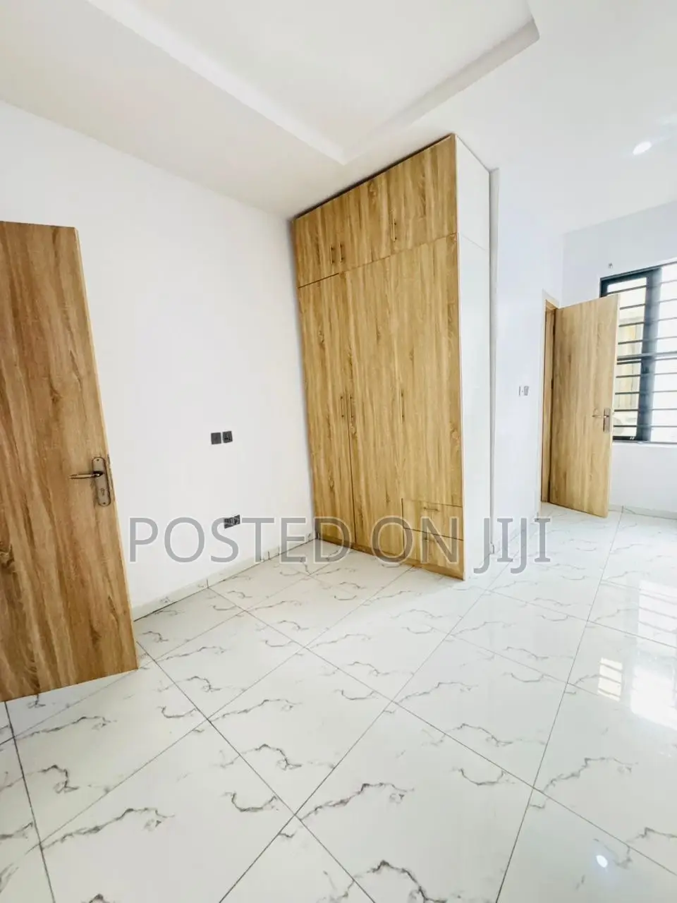 4bdrm Duplex in Emcel Garden, Lekki Phase 2 for sale in Lekki Phase 2
