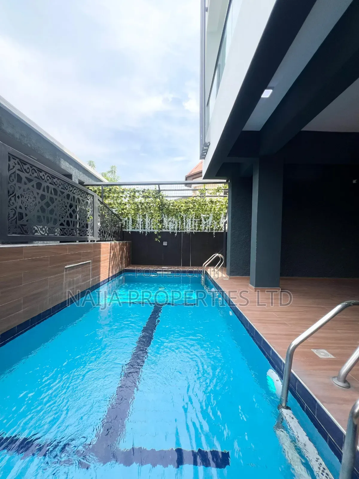 3bdrm Apartment in Lekki Phase 1 for sale in Lekki Phase 1