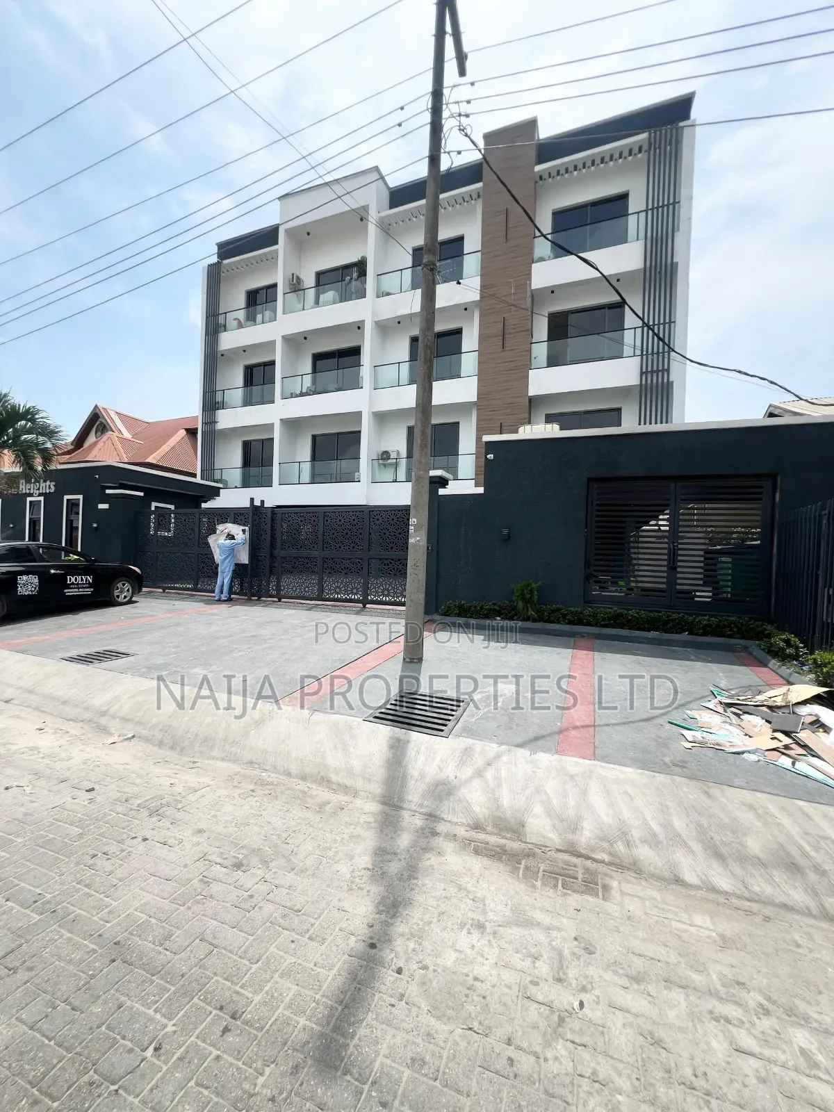 3bdrm Apartment in Lekki Phase 1 for sale in Lekki Phase 1