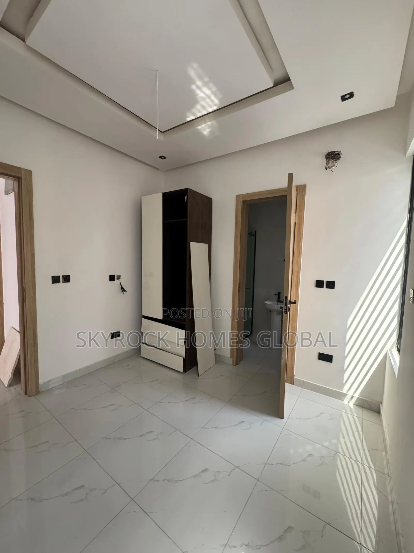 4bdrm Duplex in Igbo-efon for sale in Igbo-efon