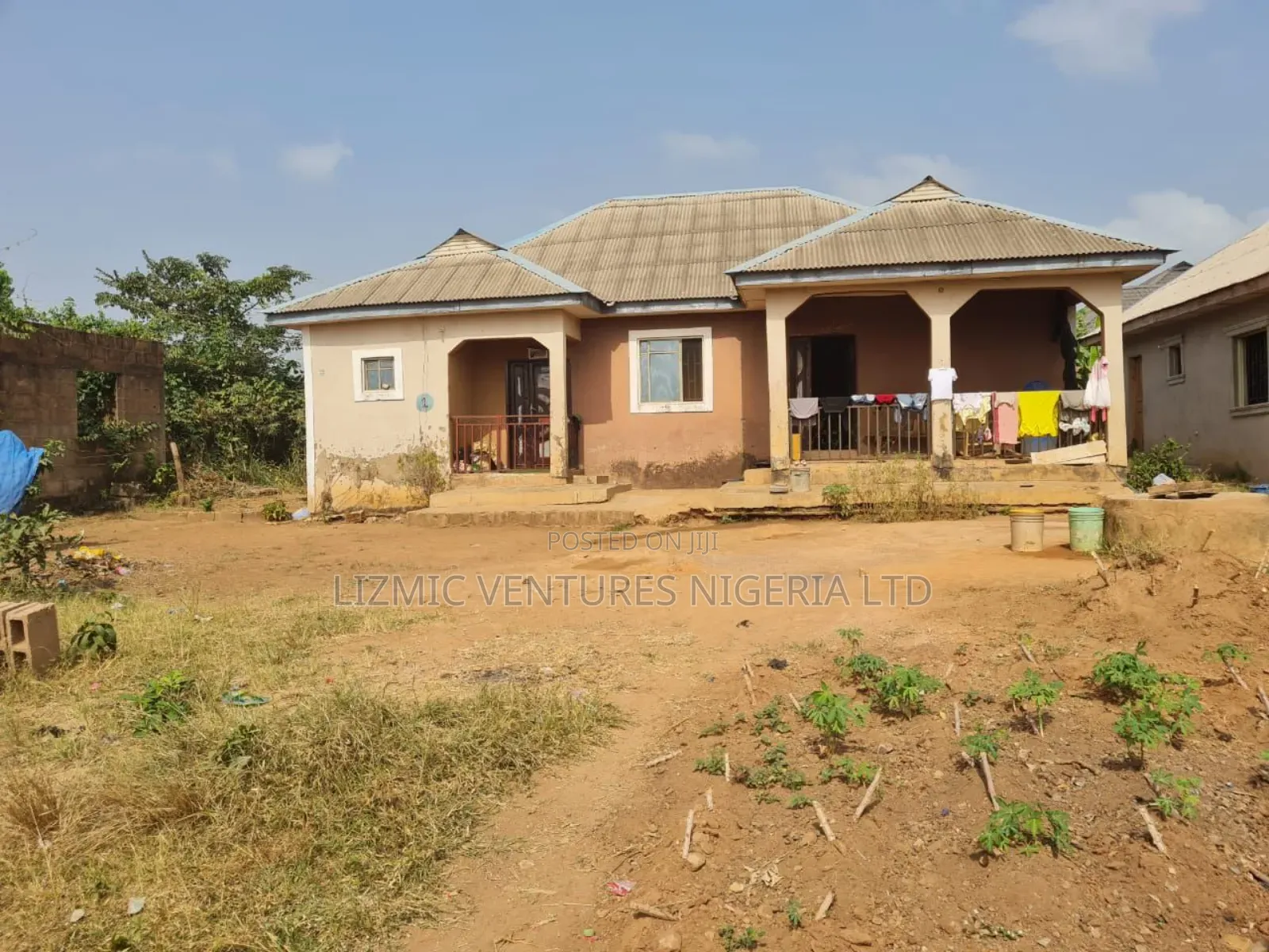 2bdrm Bungalow in Yotomi Estate, Obafemi-Owode for sale in Obafemi-Owode
