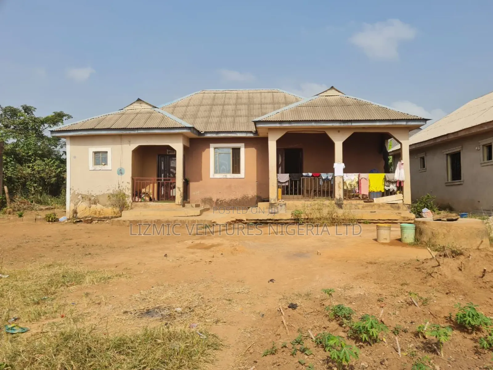 2bdrm Bungalow in Yotomi Estate, Obafemi-Owode for sale in Obafemi-Owode