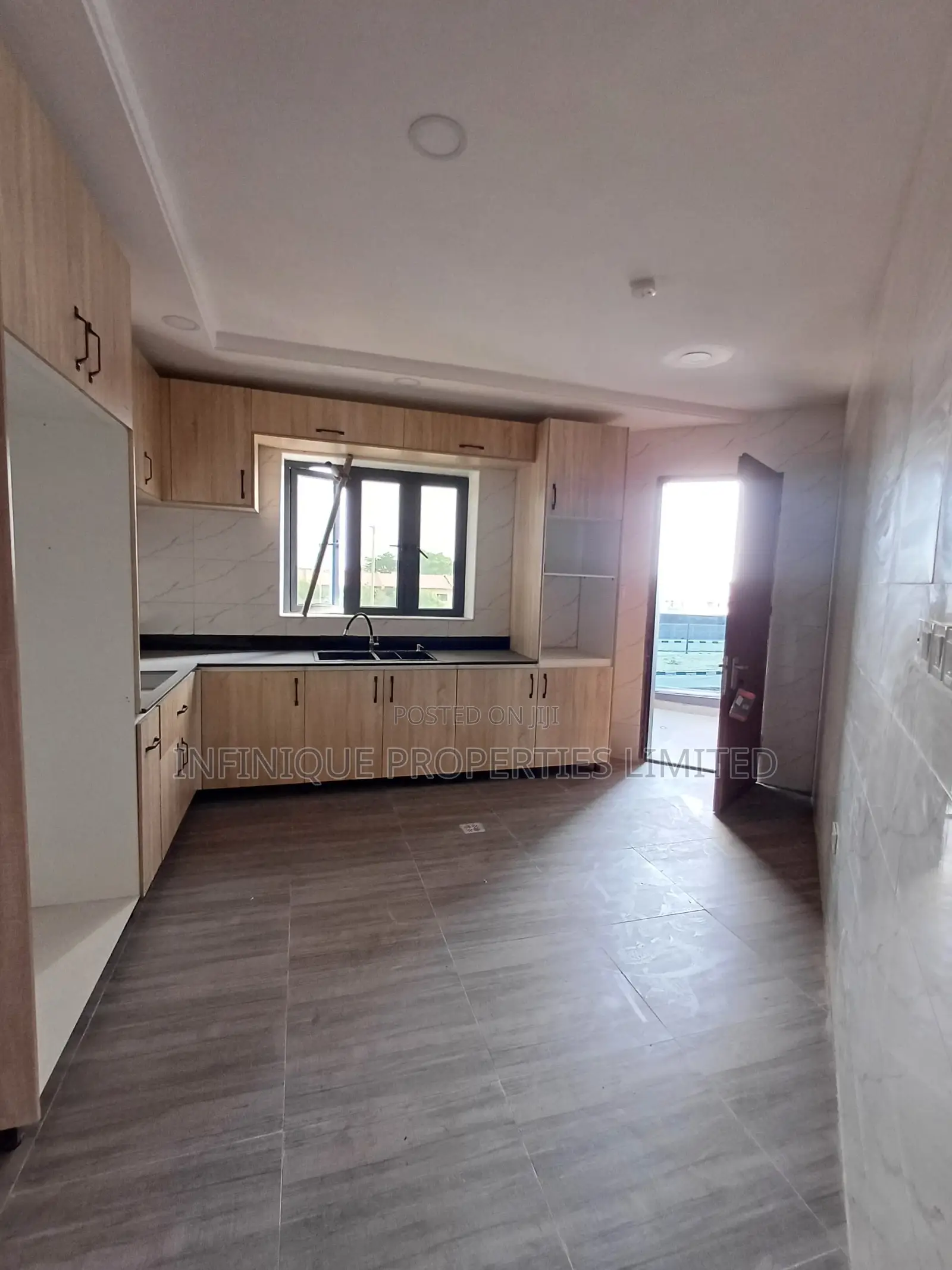 3bdrm Apartment in Lekki Phase 1 for rent in Lekki Phase 1