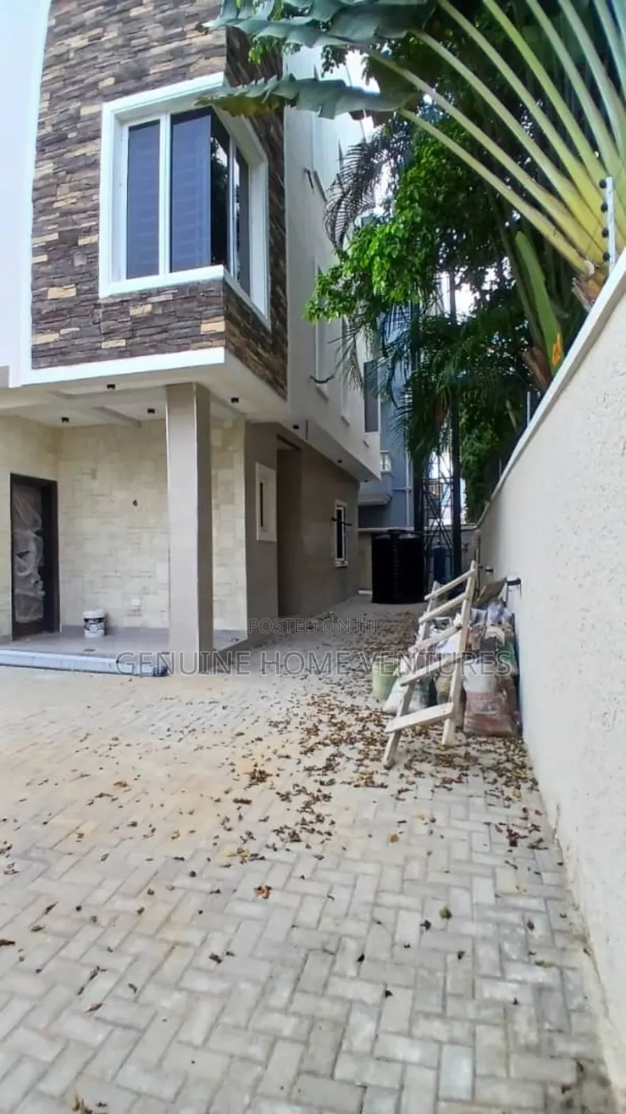 4bdrm Duplex in Parkview Estate for rent in Parkview Estate