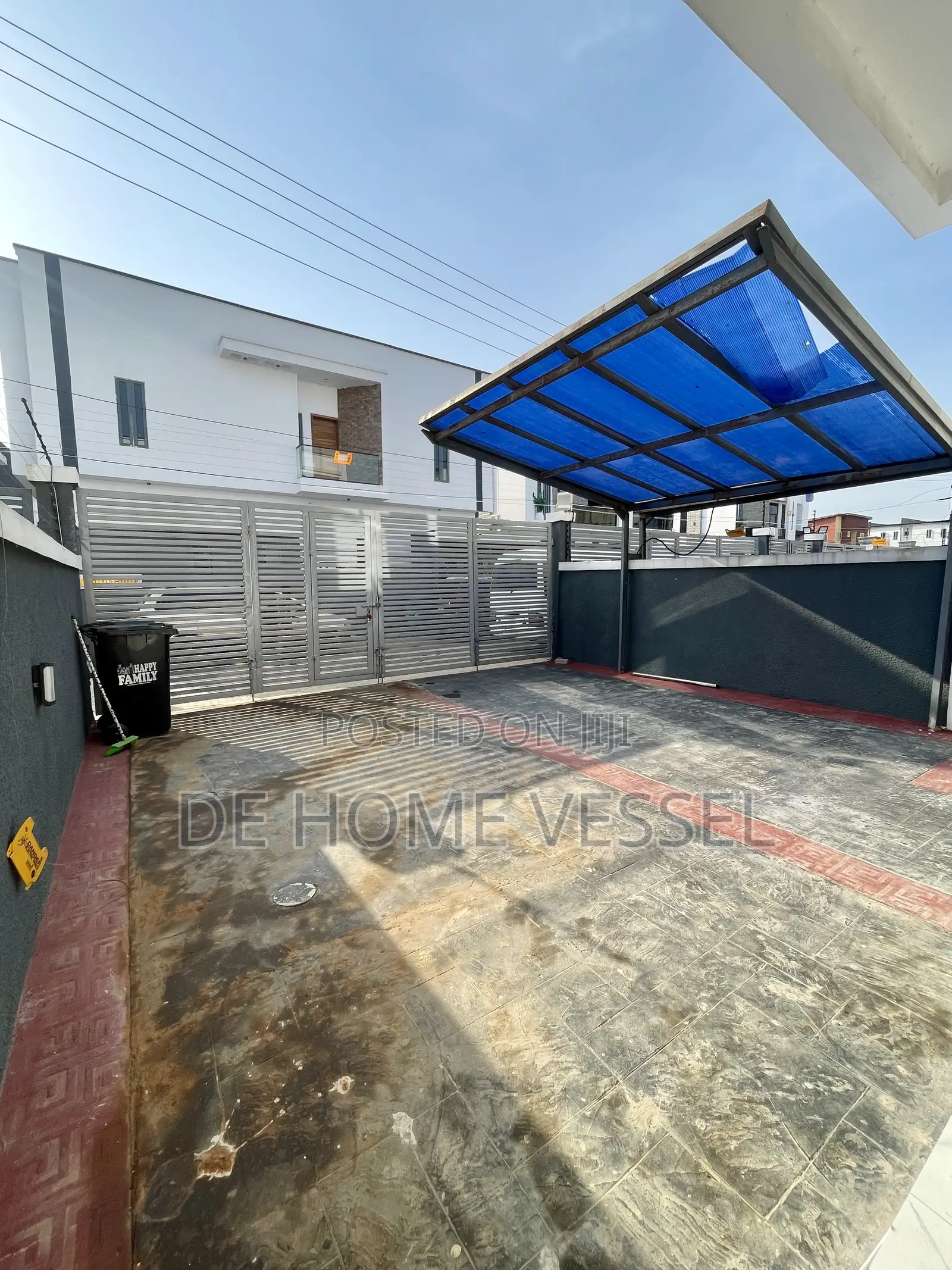 Furnished 4bdrm Duplex in Lekki for sale in Lekki