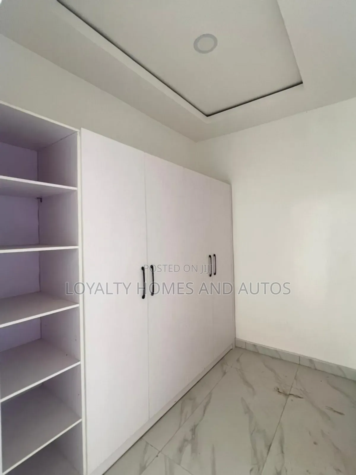 5bdrm Duplex in GRA Phase 1 for sale in GRA Phase 1
