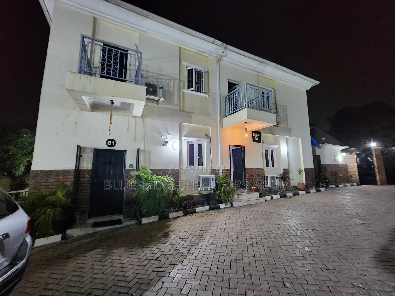 Well Located Luxury Cozy One Bedroom Apartment at Wuse Zone One, Abuja in Zone 1 / Wuse