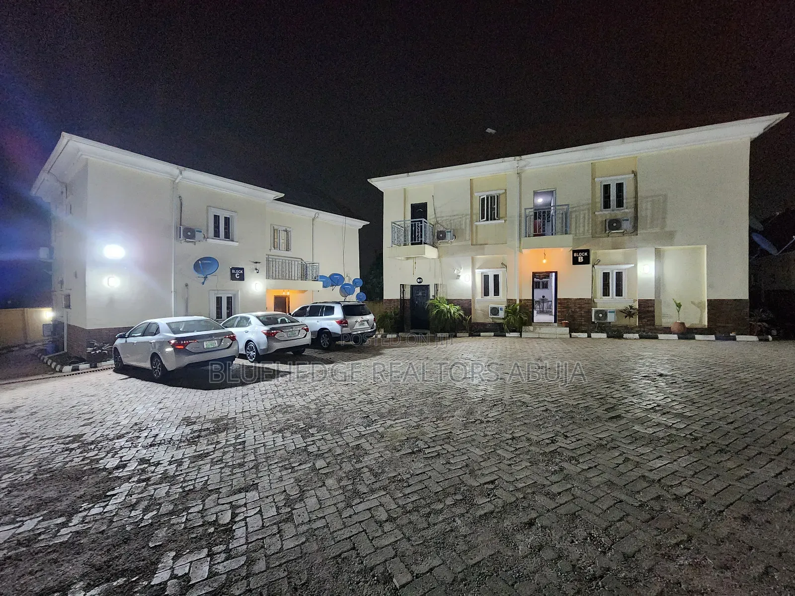Well Located Luxury Cozy One Bedroom Apartment at Wuse Zone One, Abuja in Zone 1 / Wuse